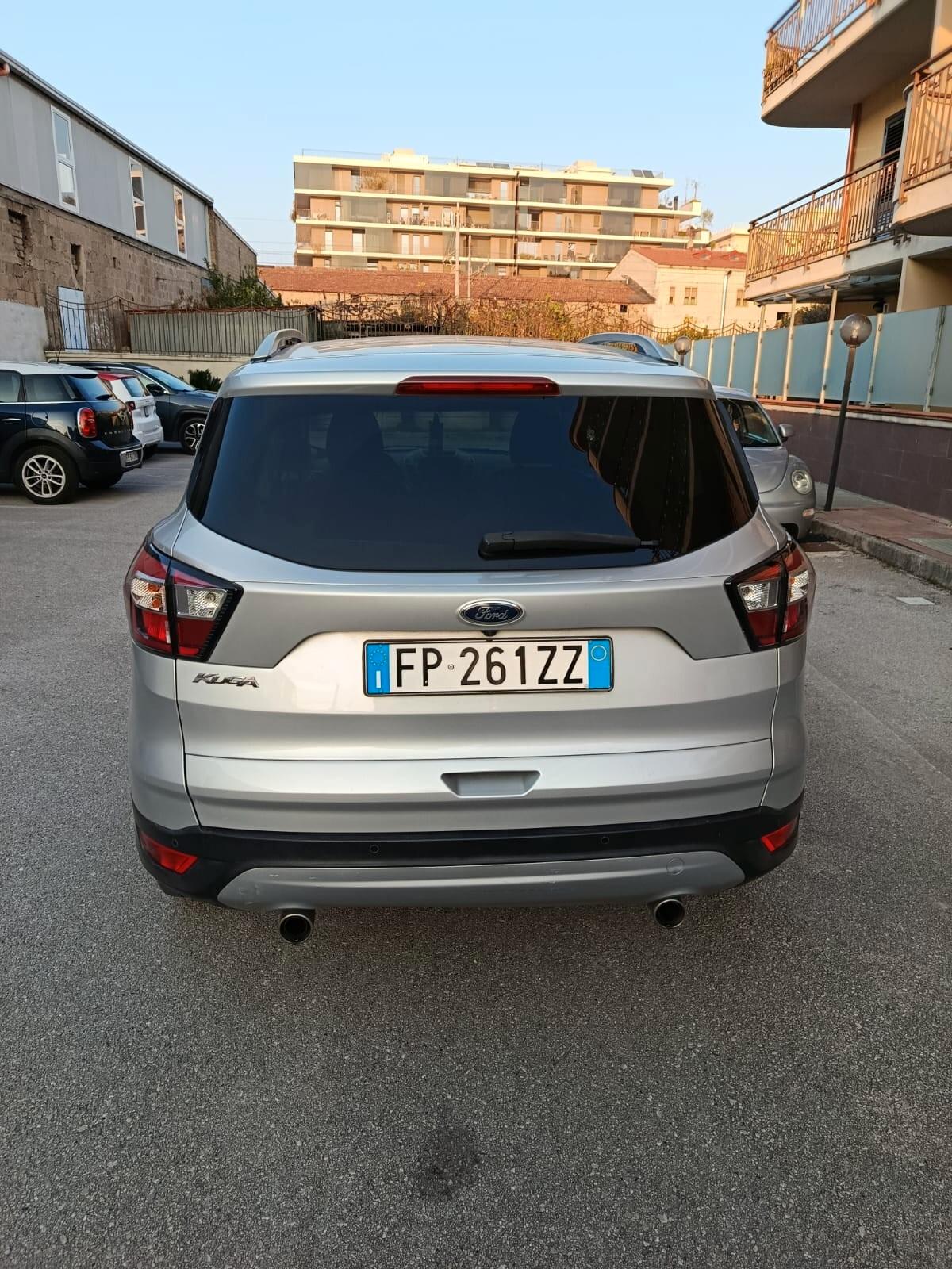 Ford Kuga 2.0 TDCI 150 CV S&S 4WD Powershift Titanium