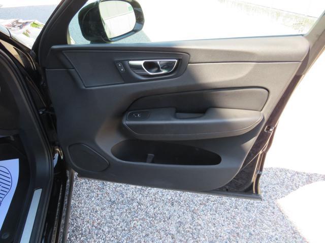 VOLVO XC60 D4 AWD Business