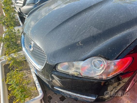 Jaguar XF Xf2.7 Tdi R anno 2010