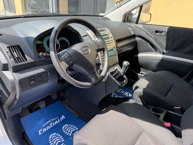 TOYOTA Corolla Verso 2.2 16V D-4D DPF MY'08