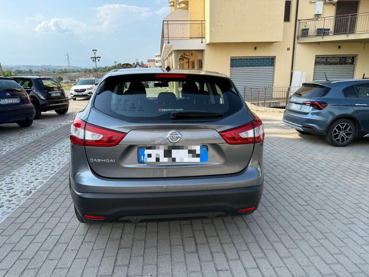 Nissan Qashqai 1.6 diesel automatica