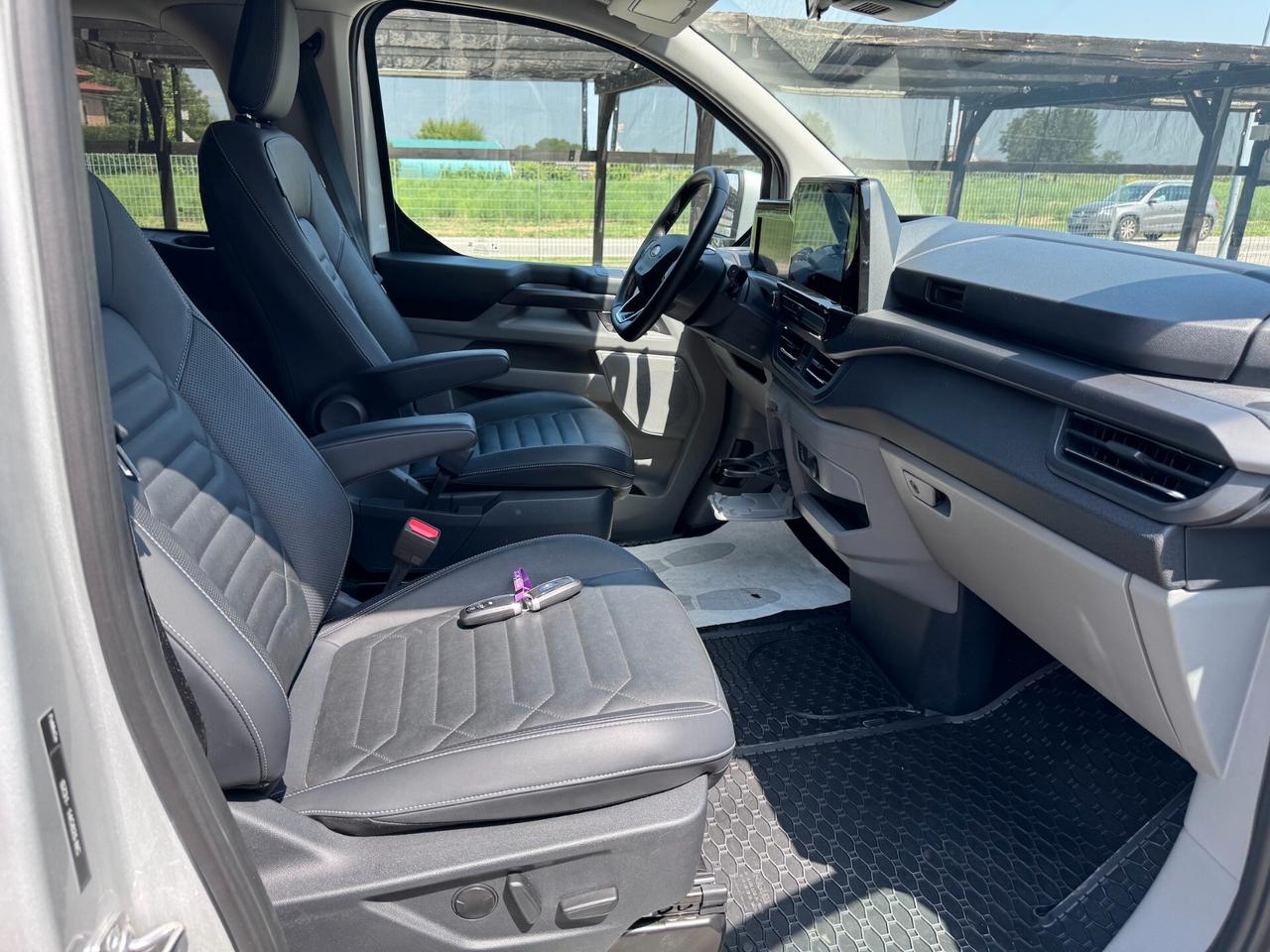 Ford Tourneo Custom 2.0 EcoBlue 170 CV Titanium PELLE IVA ESPOSTA