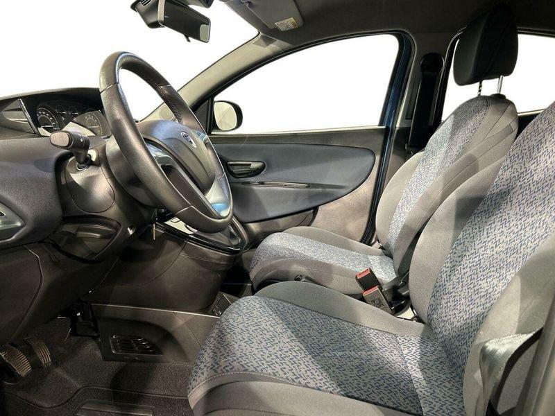 Lancia Ypsilon 1.0 FireFly 70cv Hybrid Gold Plus