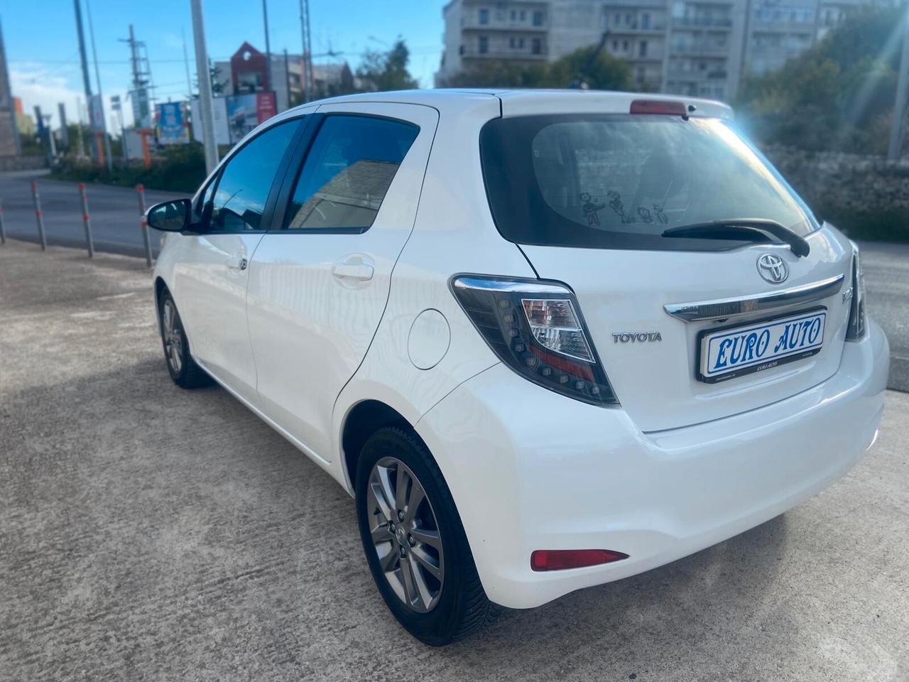 Toyota Yaris 1.4 D-4D 5 porte Lounge
