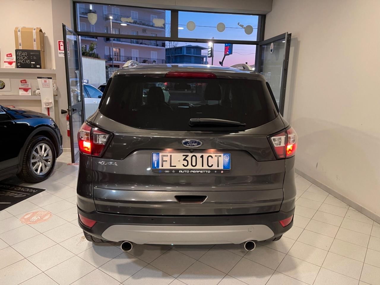 Ford Kuga 1.5 TDCI 120 CV S&S 2WD Powershift Titanium