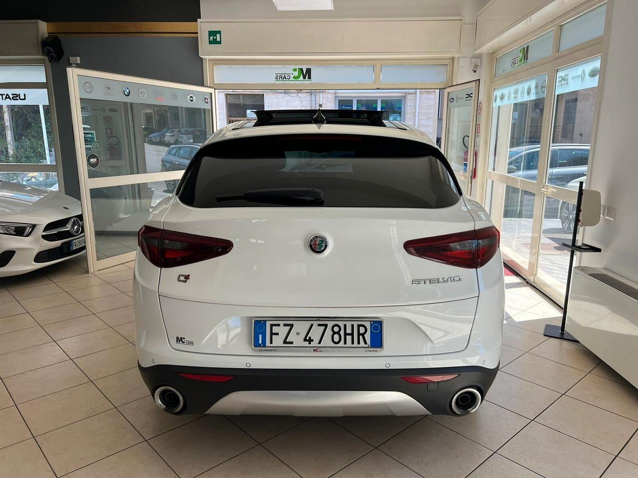 Alfa Romeo Stelvio 2.2 Turbodiesel 190 CV AT8 Q4 Sport-Tech