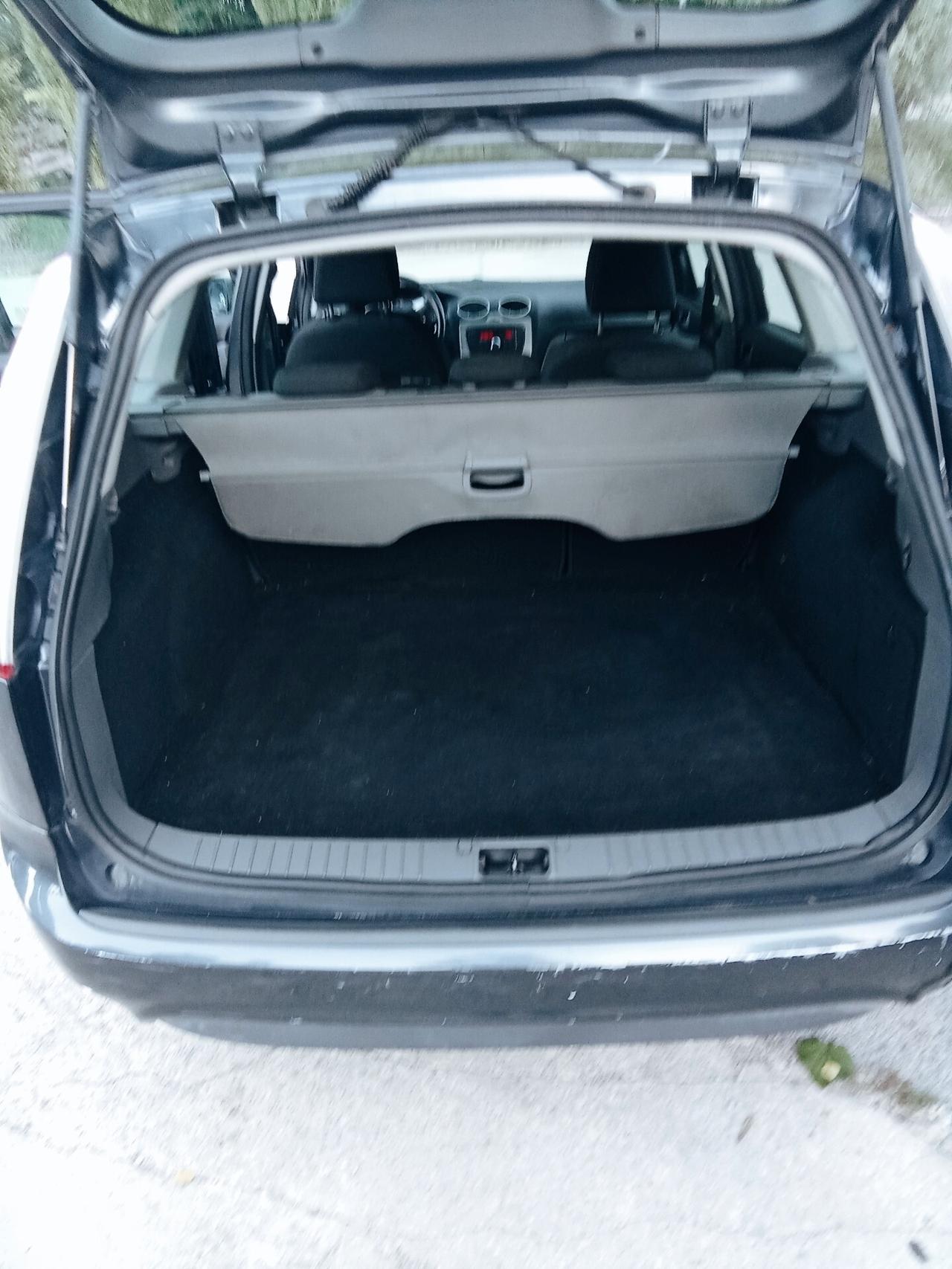 Ford Focus 1.6 (115CV) SW Bz.- GPL 010