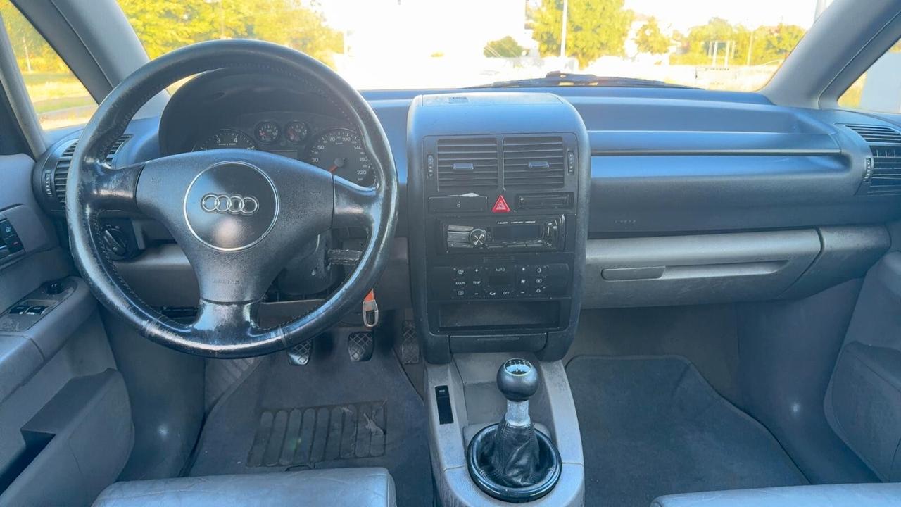 Audi A2 1.4 16V Top