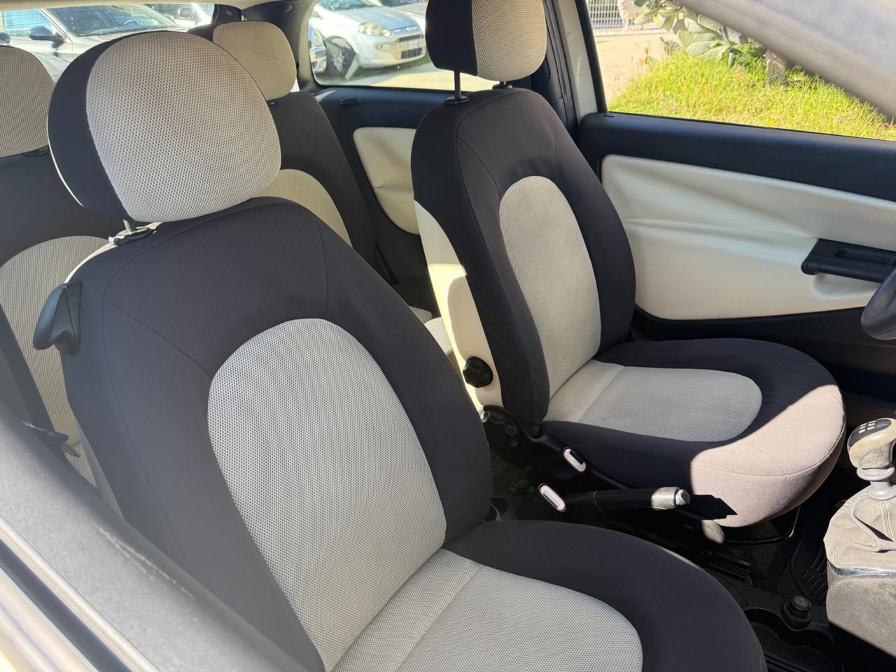 Lancia Ypsilon 1.2 Oro