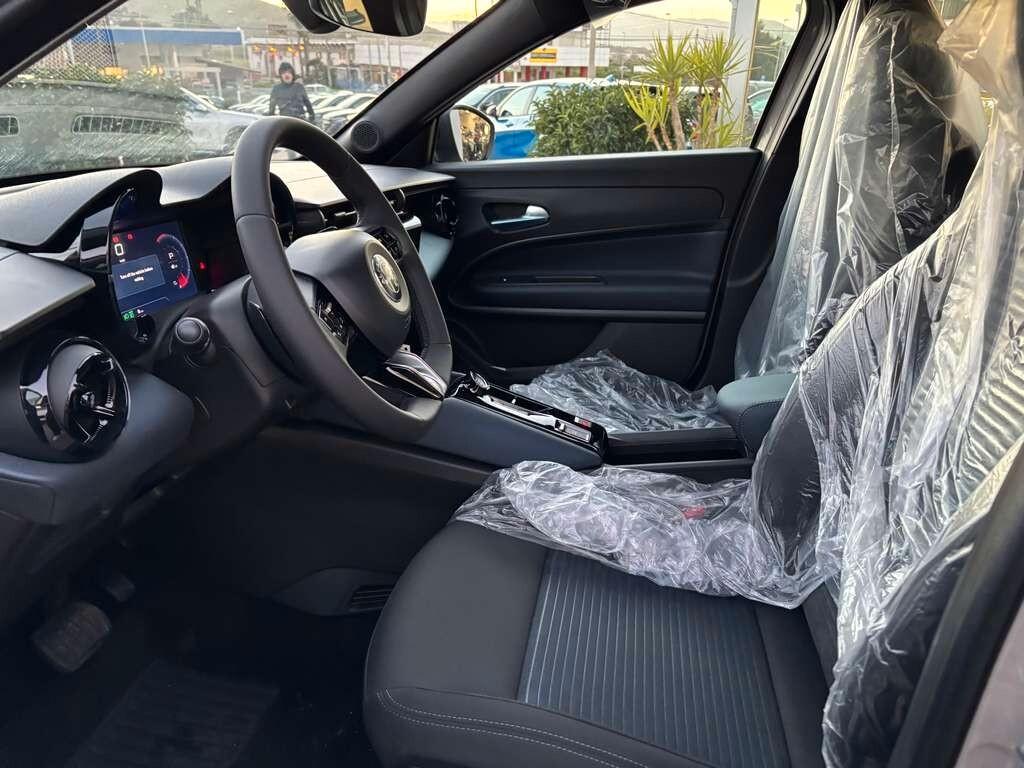 Alfa Romeo Junior 1.2 136 CV Hybrid 2026 KM 0 IVA ESPOSTA Tua a solo 269 Euro al mese