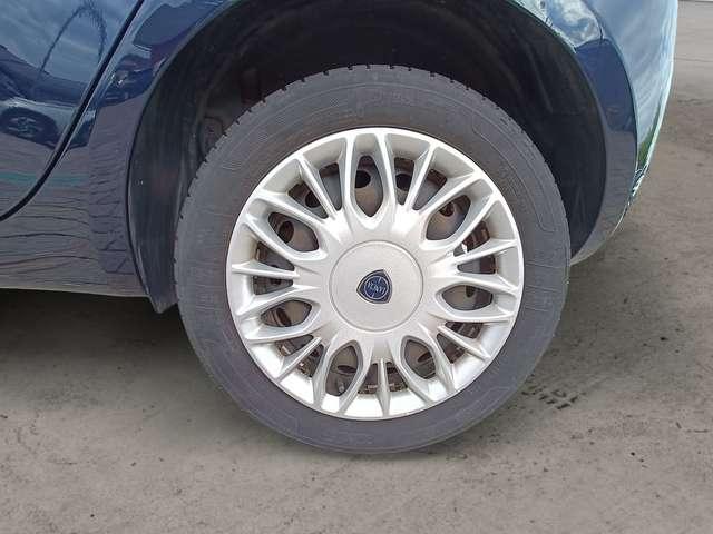 Lancia Ypsilon 1.2 Silver 69cv