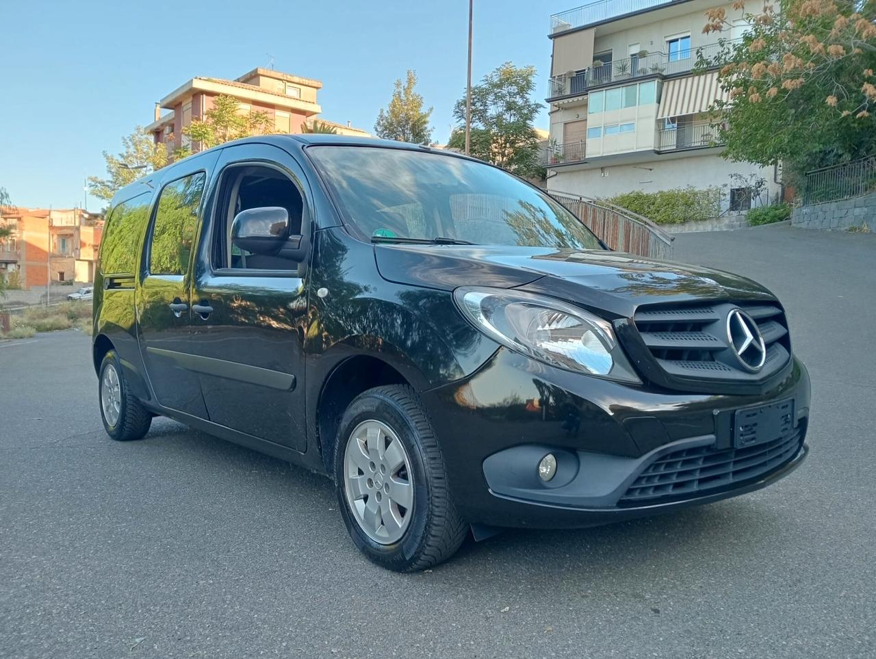 Mercedes-benz Citan Pianale ribassato con rampa disabili in carrozzina