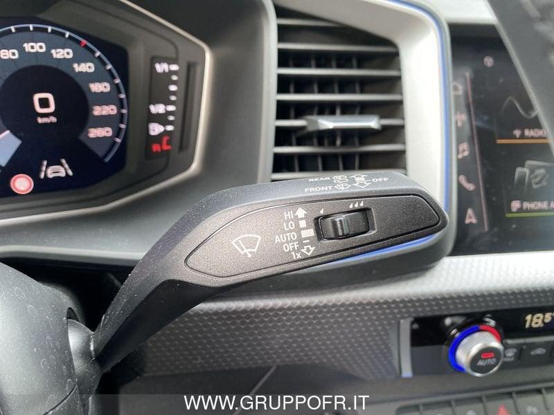 Audi A1 2ª serie SPB 30 TFSI Identity Black