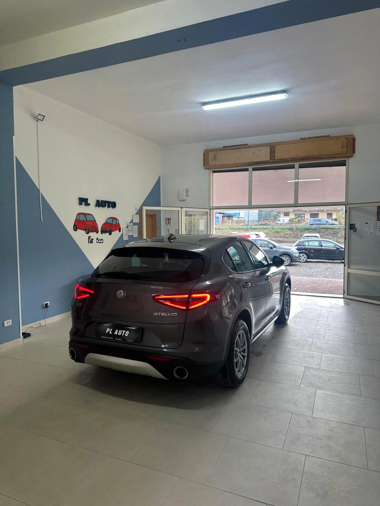 Alfa Romeo Stelvio 2.2 Turbodiesel 210 CV AT8 Q4 Executive