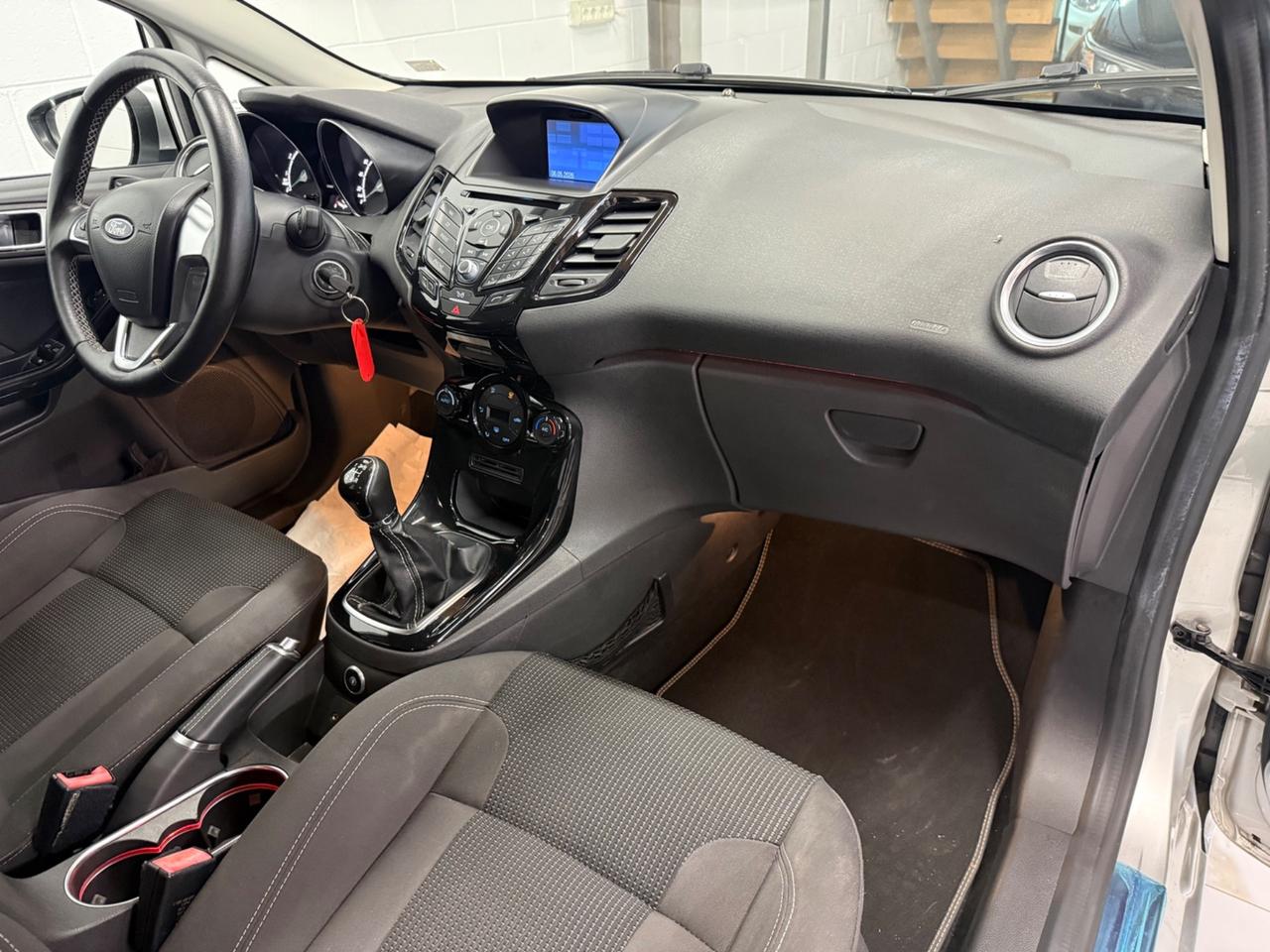 Ford Fiesta 1.4 5p. Bz.- GPL Titanium