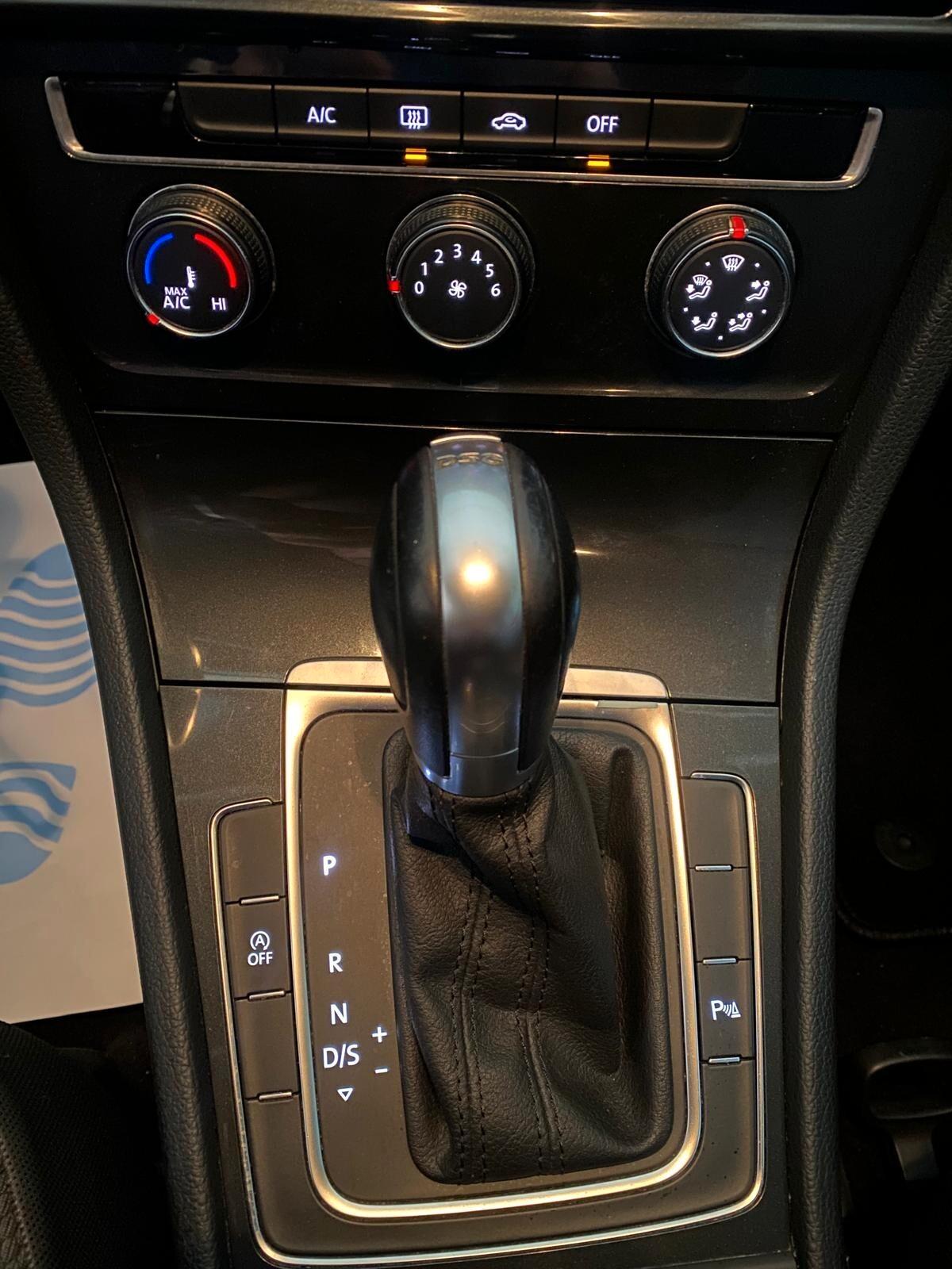 Volkswagen Golf 1.6 7.5 TDI 115 CV 5p. Business BlueMotion Technology