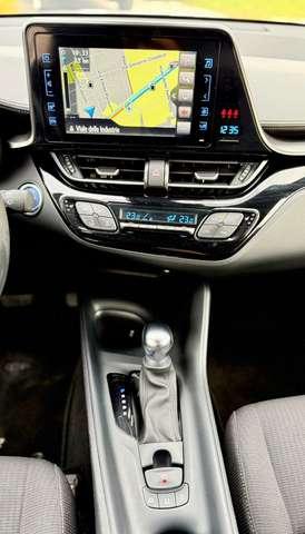 Toyota C-HR 1.8h Active 2wd e-cvt