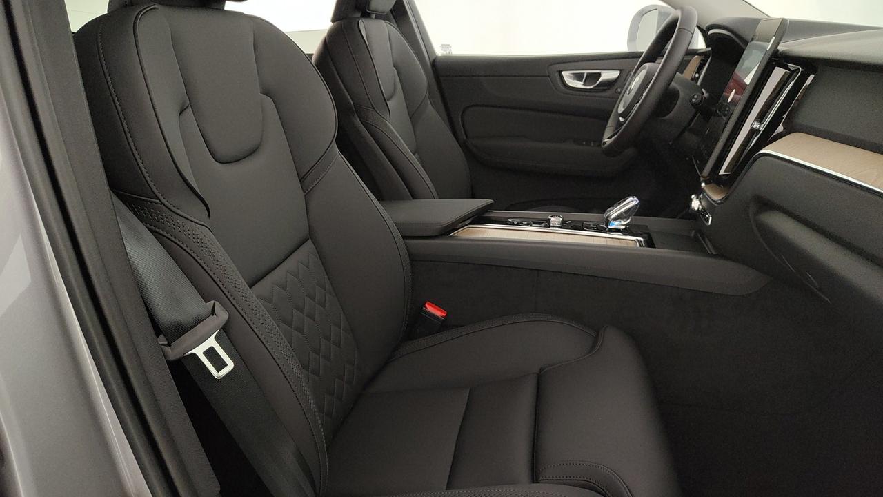 VOLVO XC60 2.0 t6 phev Plus Bright awd auto