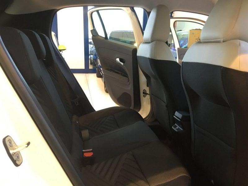 FIAT 600 600 Hybrid 145 CV DCT MHEV Icon MY24 + EXTRA