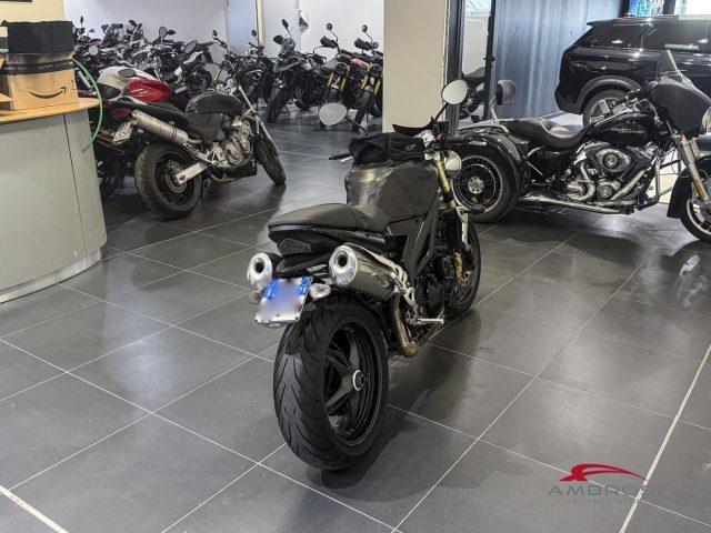 TRIUMPH Street Triple 1050