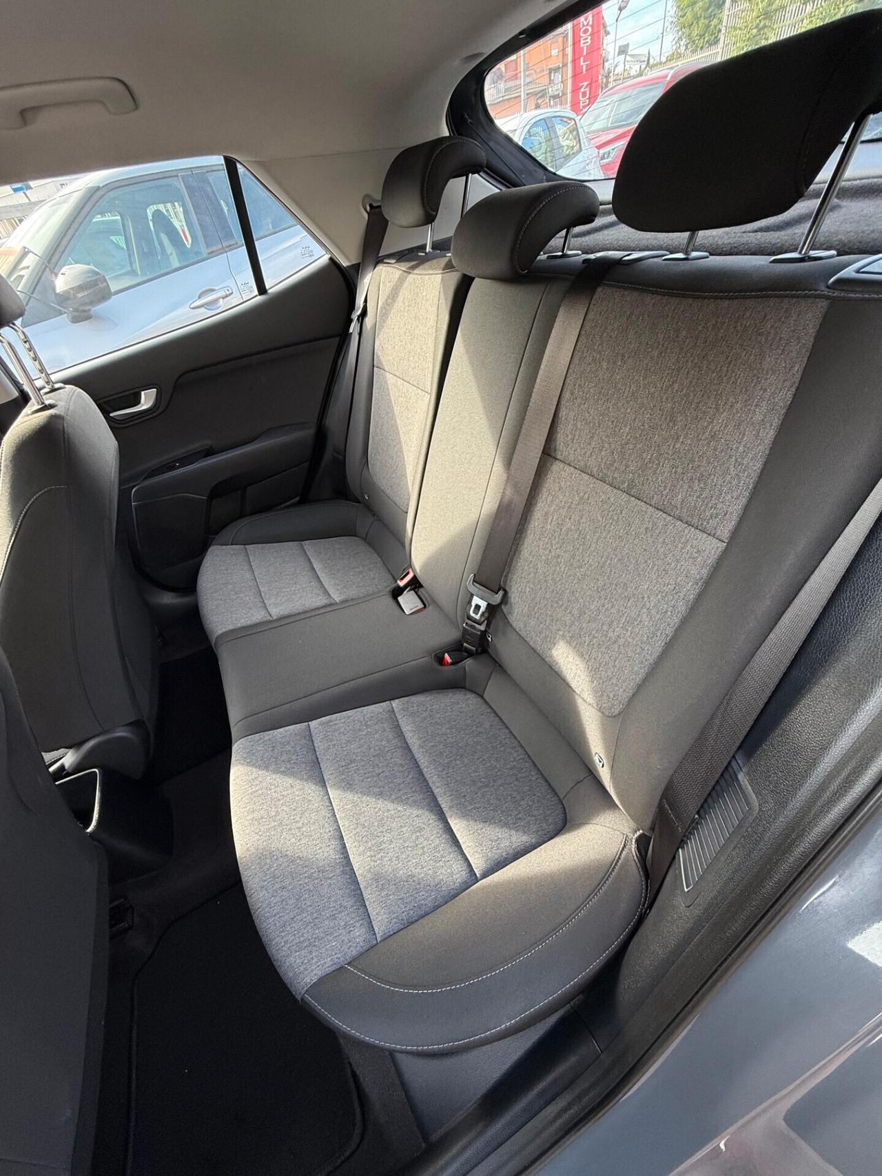 Kia Stonic 100 CV GT Line **CARPLAY** (IVA ESP)