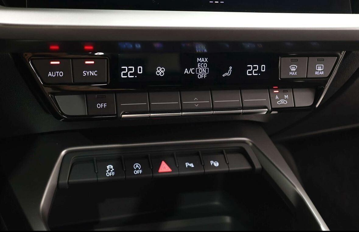 Audi A3 SPB 30 TDI S-tronic Sport Navi/Led
