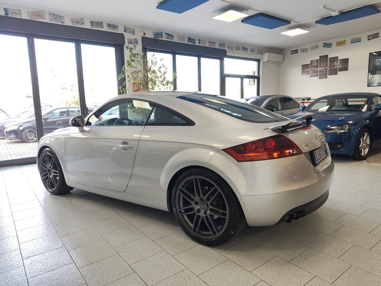 Audi TT 2.0TFSI MANUALE R19 OMOLOGATI