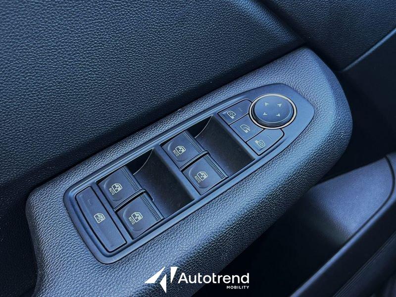 Renault Clio TCe 90 CV 5 Porte NAVI LED Business