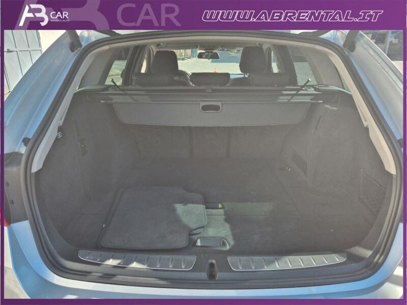 BMW Serie 3 (F30/31) 316d Touring Sport