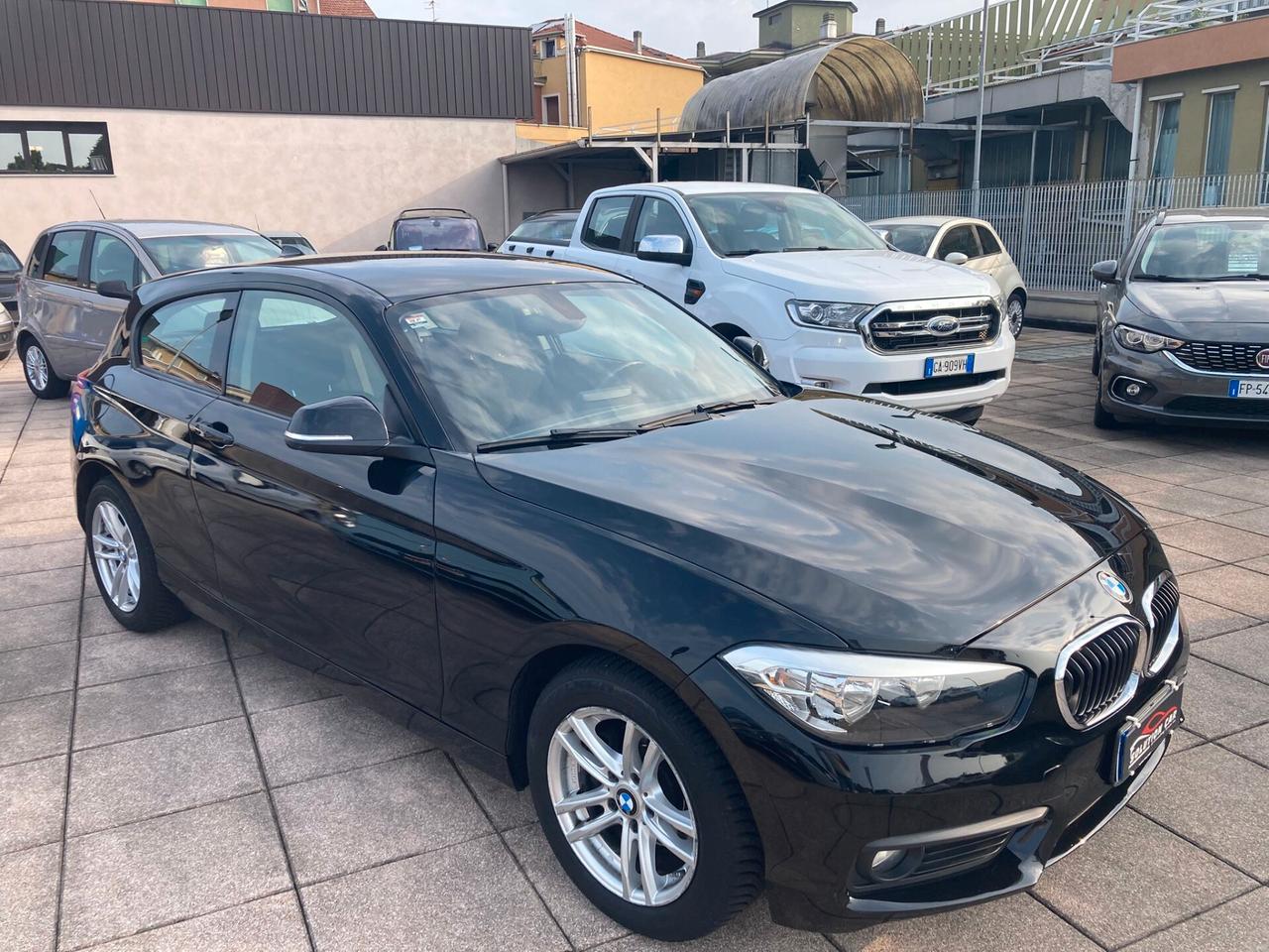 Bmw 114 114d 3p. Urban