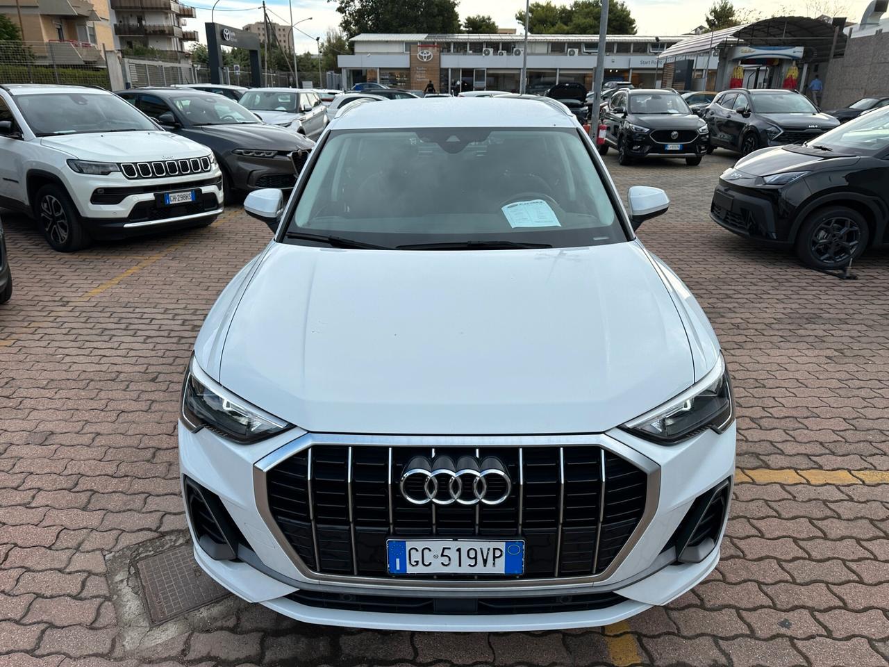 Audi Q3 35 TDI S tronic line edition