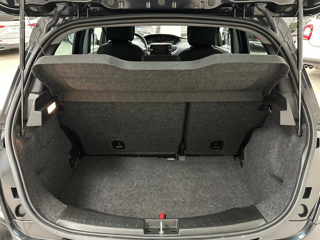 Lancia Ypsilon 1.0 FireFly Hybrid Gold Plus - 2023