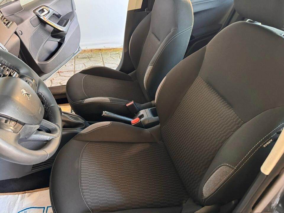 Peugeot 208 1.4 HDi 68 CV 5 porte Active