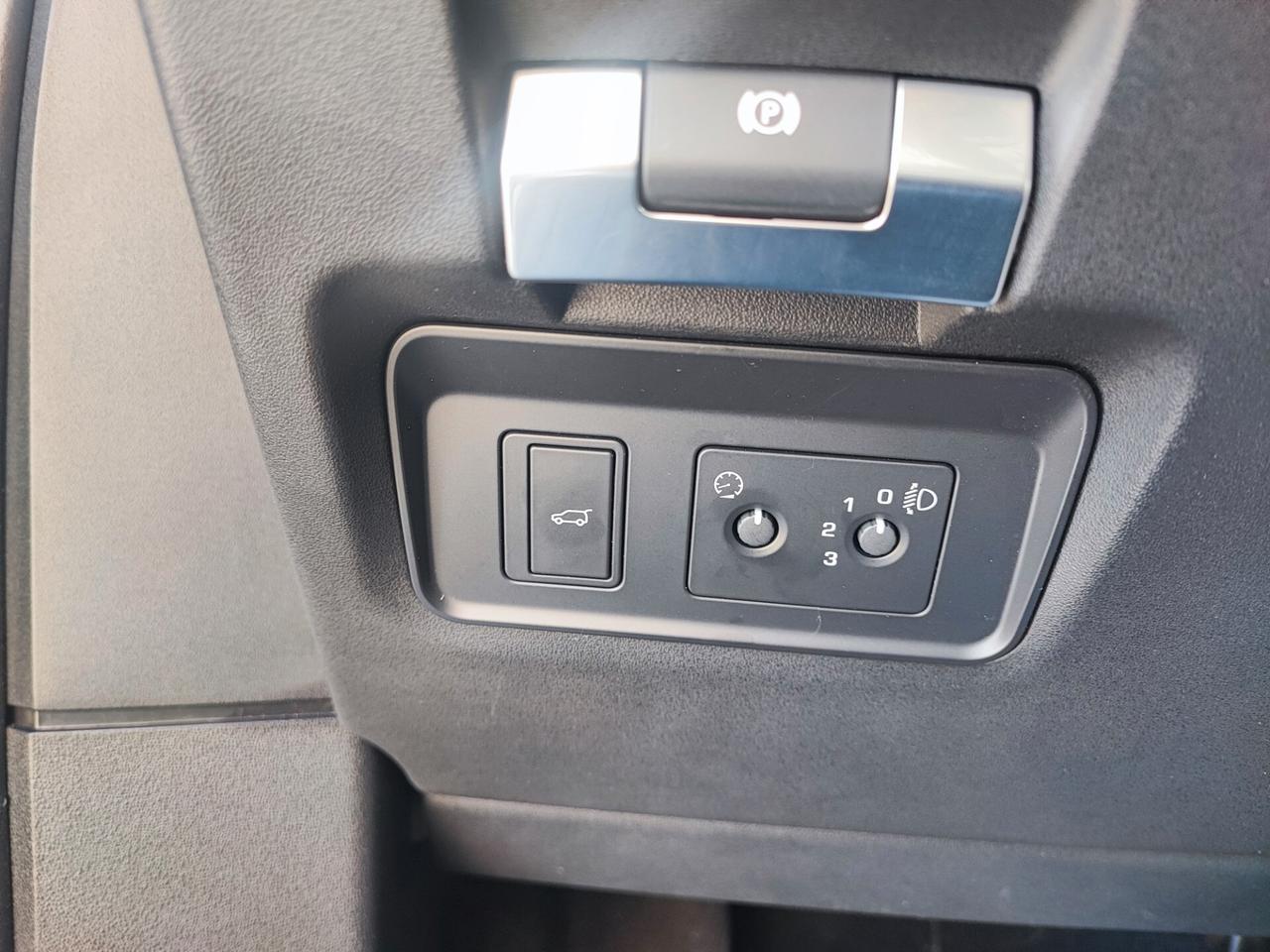 Land Rover Evoque 2.0D I4-L.Flw AWD-GAR3ANNI