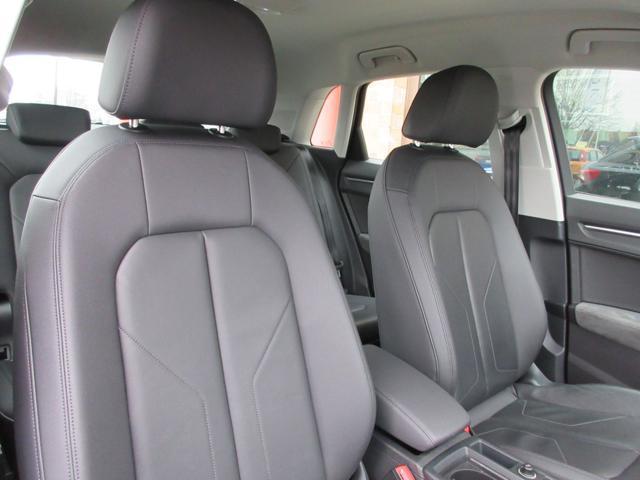 AUDI Q3 35 TDI S tronic Business