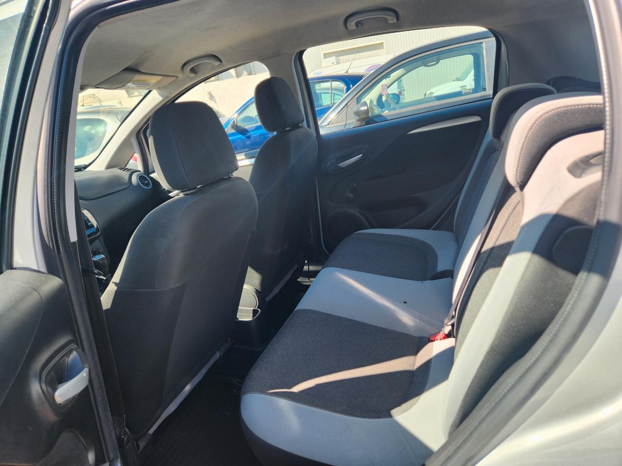 Fiat Punto Evo 1.3 Mjt 75 CV x NEOPATENTATI