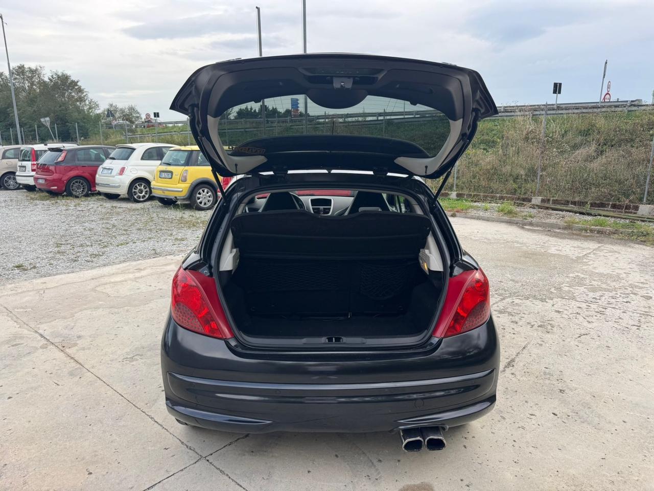 Peugeot 207 1.6 THP 175CV 3p. GTi