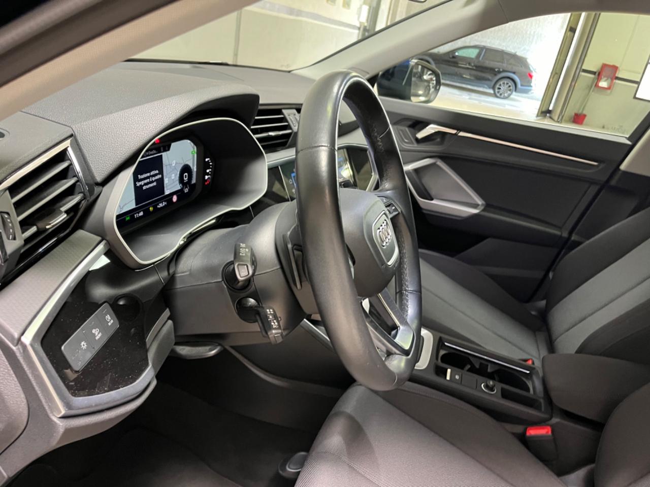 Audi Q3 35 TDI S tronic Advanced *Matrix