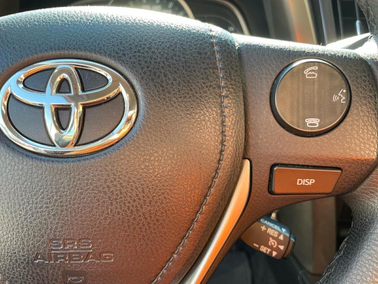 Toyota RAV 4 RAV4 2.0 D-4D 2WD RETROCAMERA/NAVI