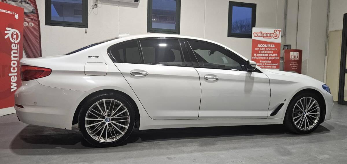 BMW Serie 5 Berlina 530e Luxury auto