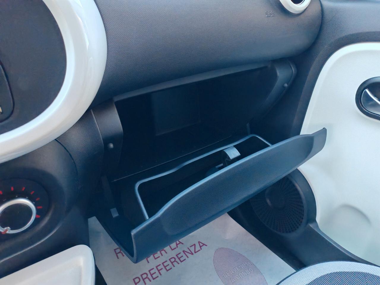 Renault Twingo 1,0 benzina 02/2016 Cv70