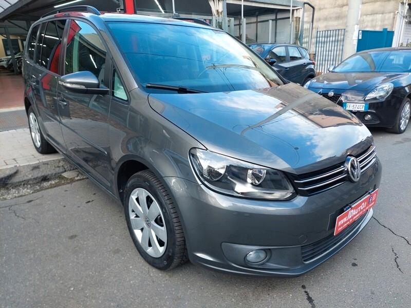 Volkswagen Touran Business 1.6 TDI DSG Comfortline