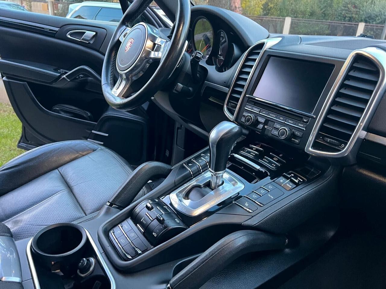 PORSCHE CAYENNE 3.0 245cv