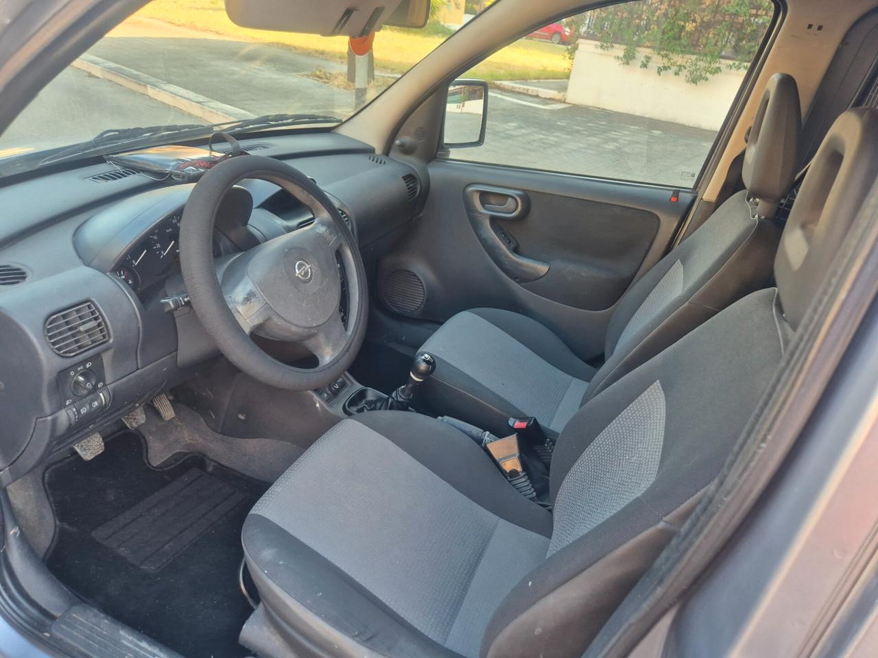 Opel Combo 1.6 94cv metano casa madre 2010