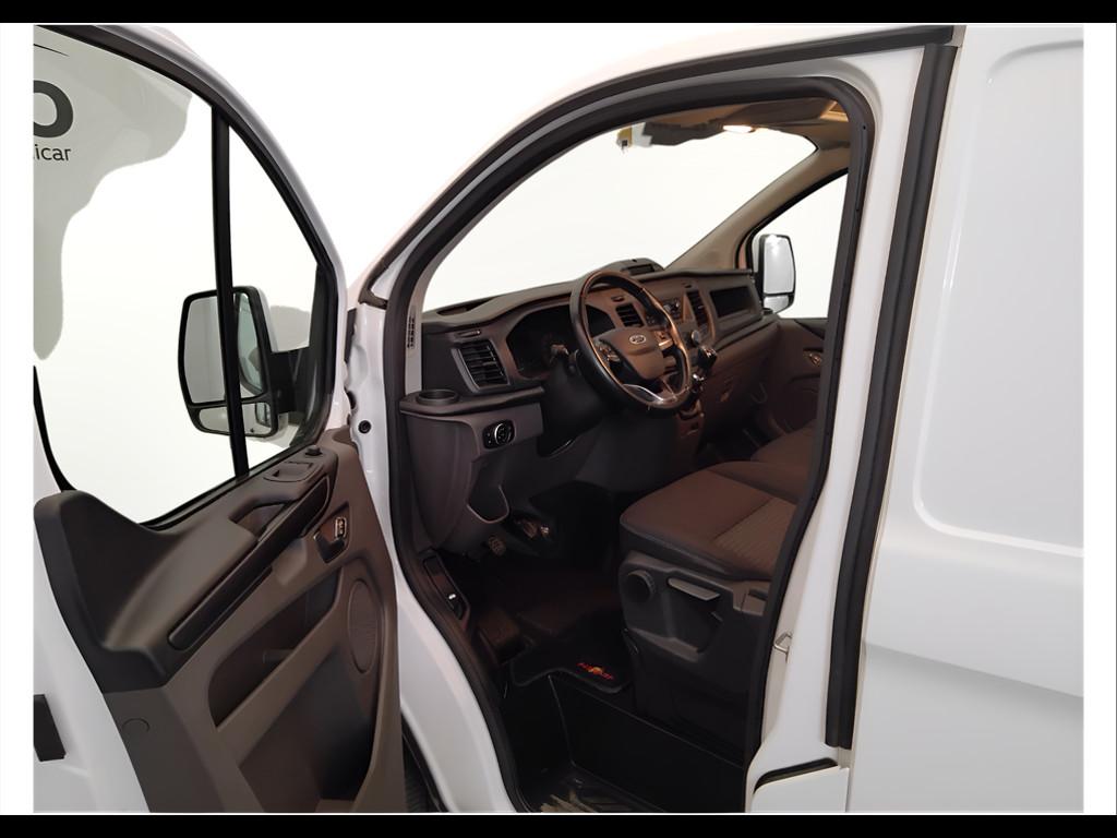 FORD Transit Custom 280 2018 - transit custom 280 2.0 tdci 130cv