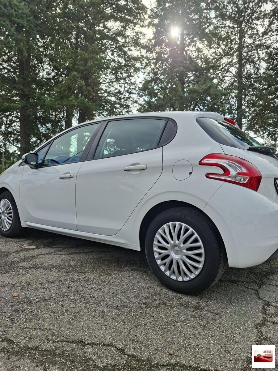 PEUGEOT - 208 - 1.2 e-VTi 82 CV S&S rob. 5p. Allure