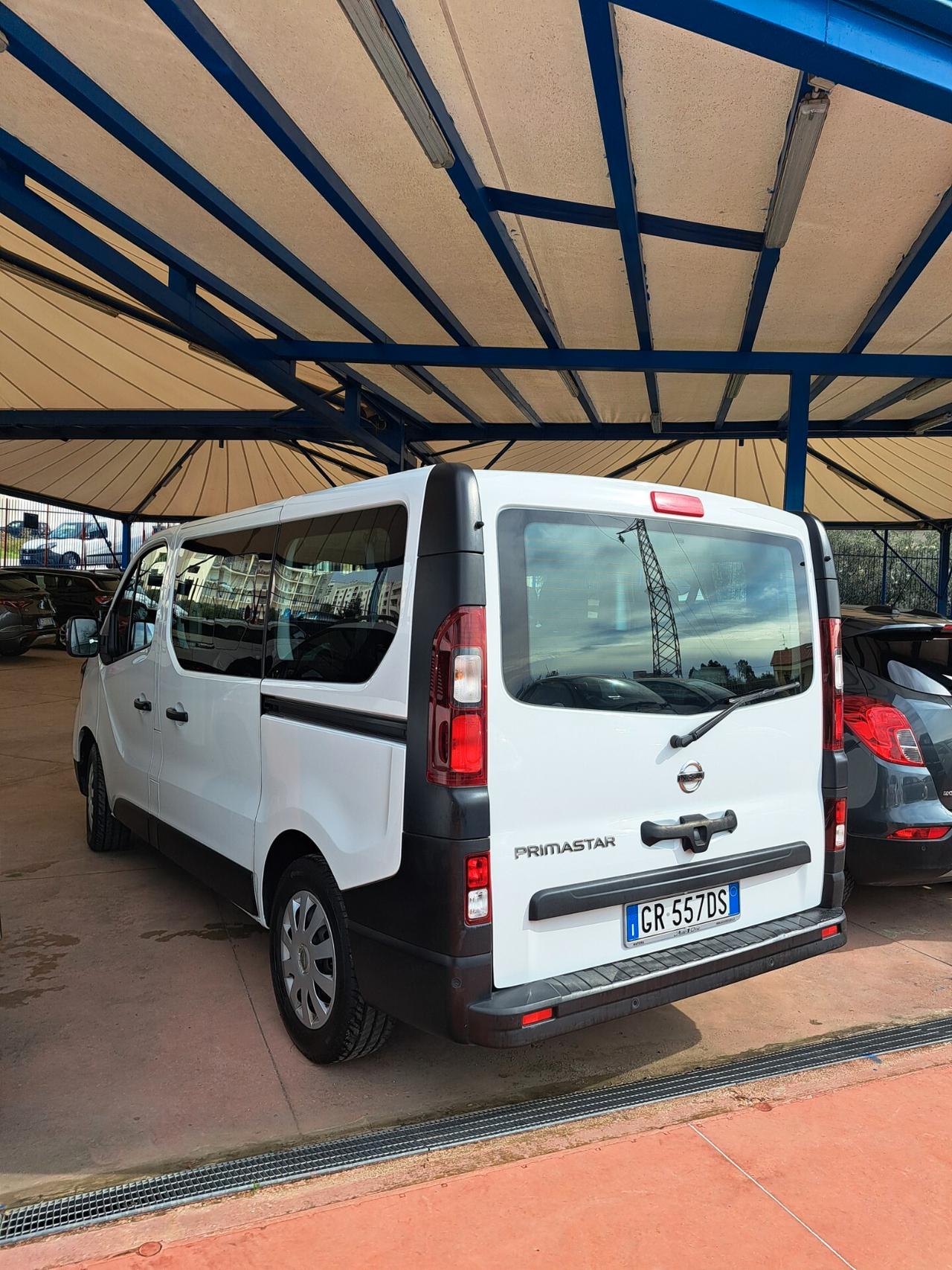 Nissan Primastar 2.0 DCi 110CV 9 POSTI S/S