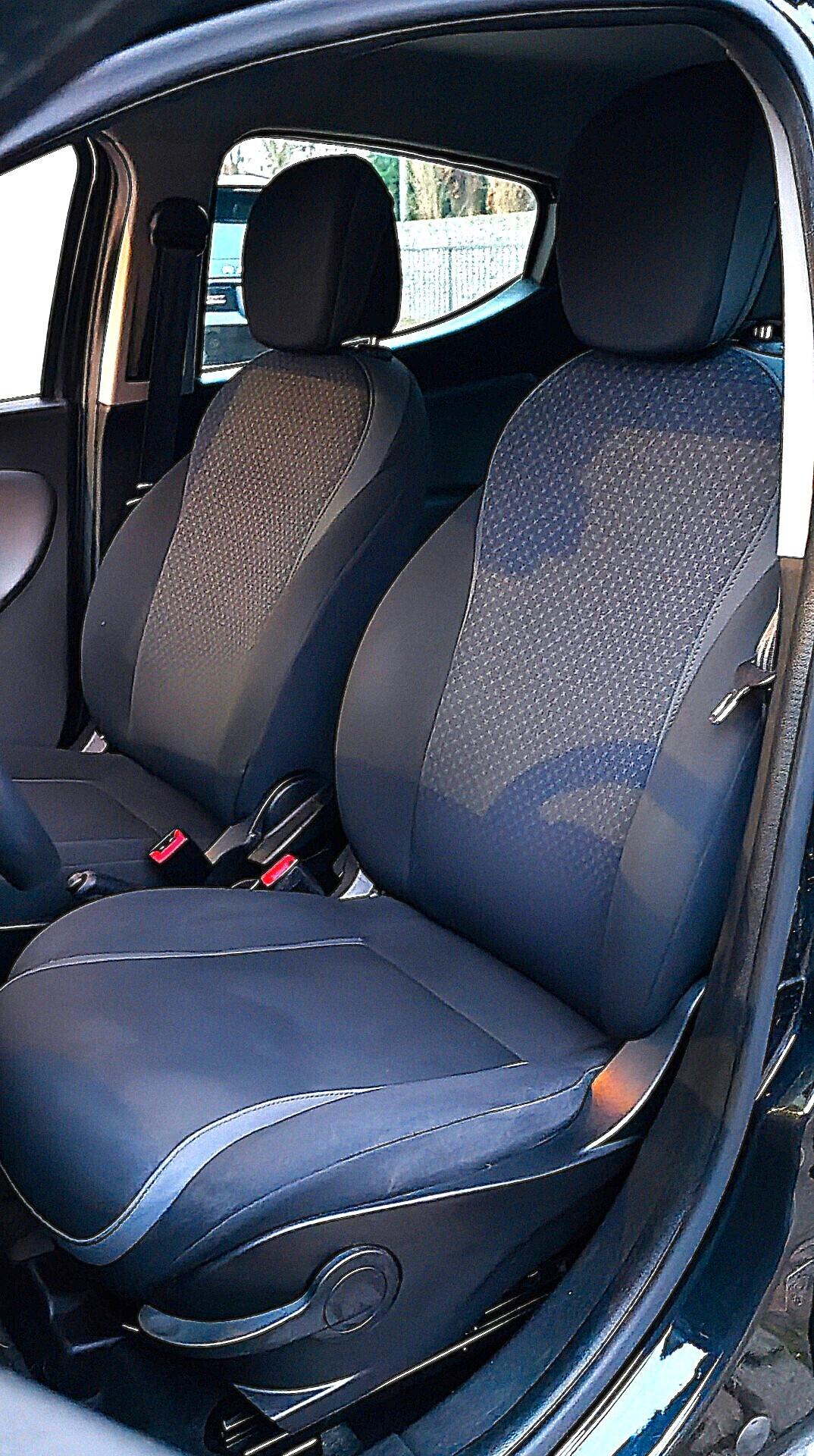 Lancia Ypsilon 1.2 69 CV 5 porte GPL Ecochic Silver