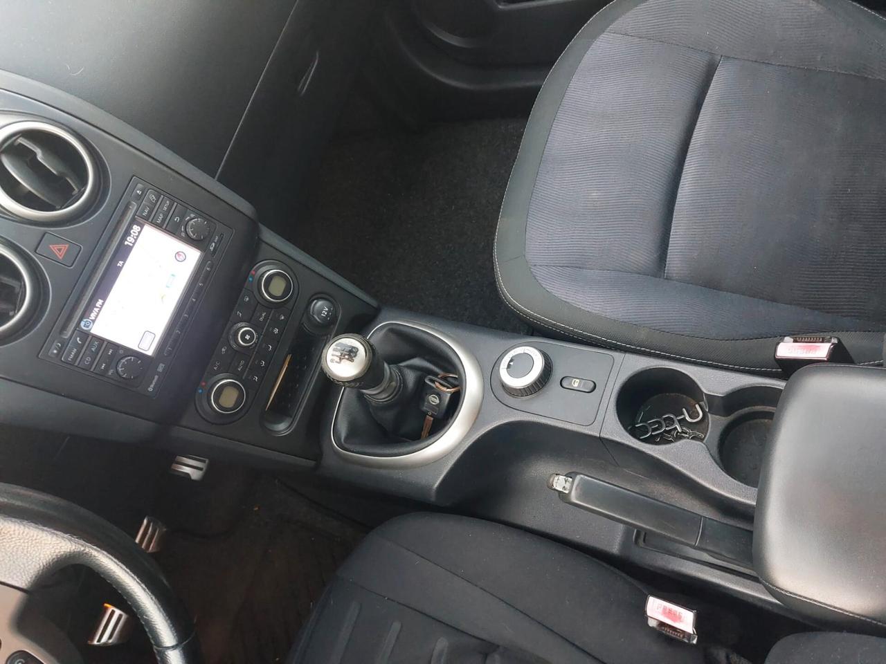 Nissan Qashqai Qashqai+2 2.0 dCi DPF Tekna