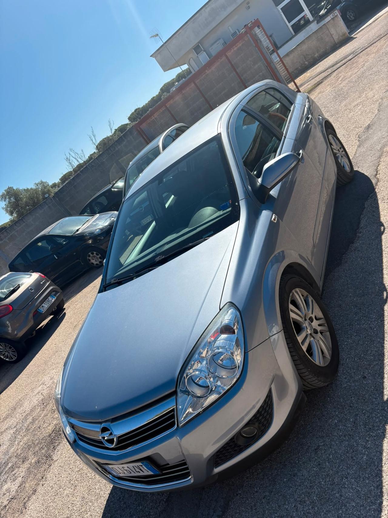 Opel Astra 1.7 CDTI 101CV 5 porte Cosmo UNIPRO PARI AL NUOVO 107MILAKM